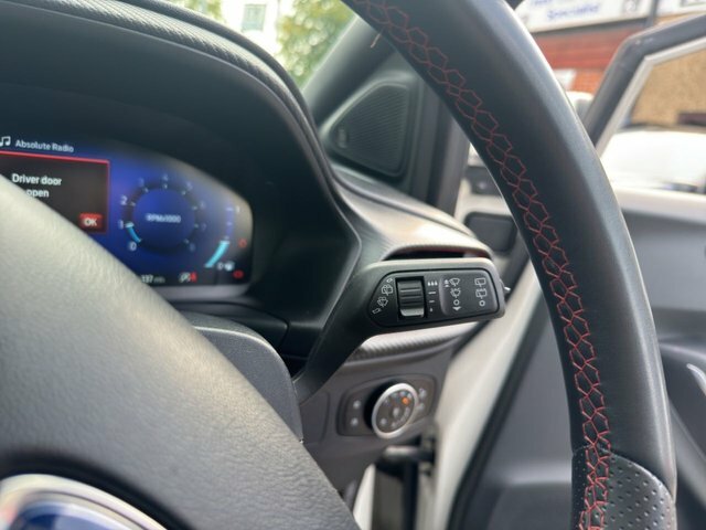 Ford Puma 1.0 Eb 125 Titanium Comfort Pack Privacy Glas Blue #37