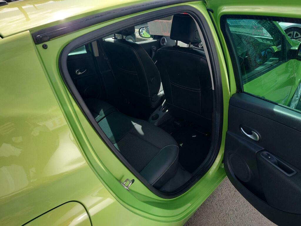 Renault Clio 1.6 Vvt Privilege Euro 4 Green #5