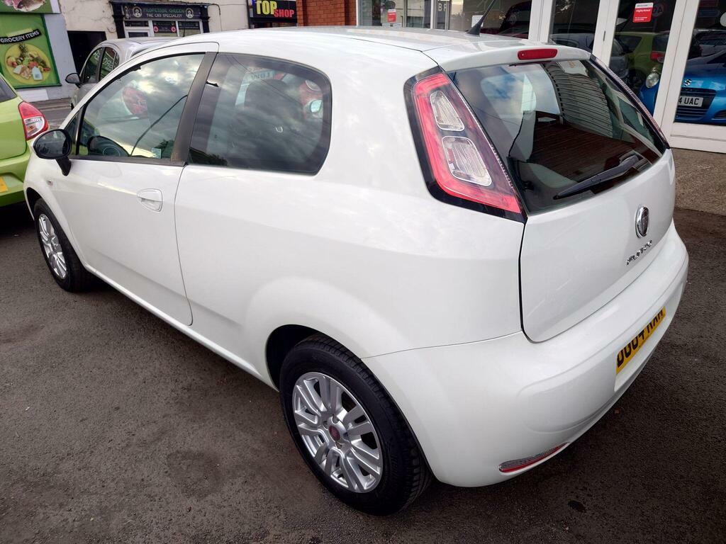 Fiat Punto 1.2 Easy Euro 6 White #2