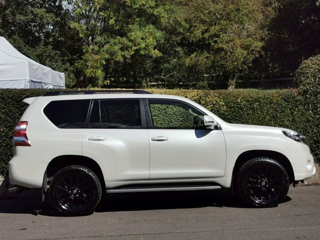 Toyota Land Cruiser Icon Suv White #3