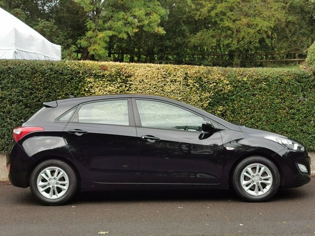 Hyundai I30 Active Hatchback Black #3