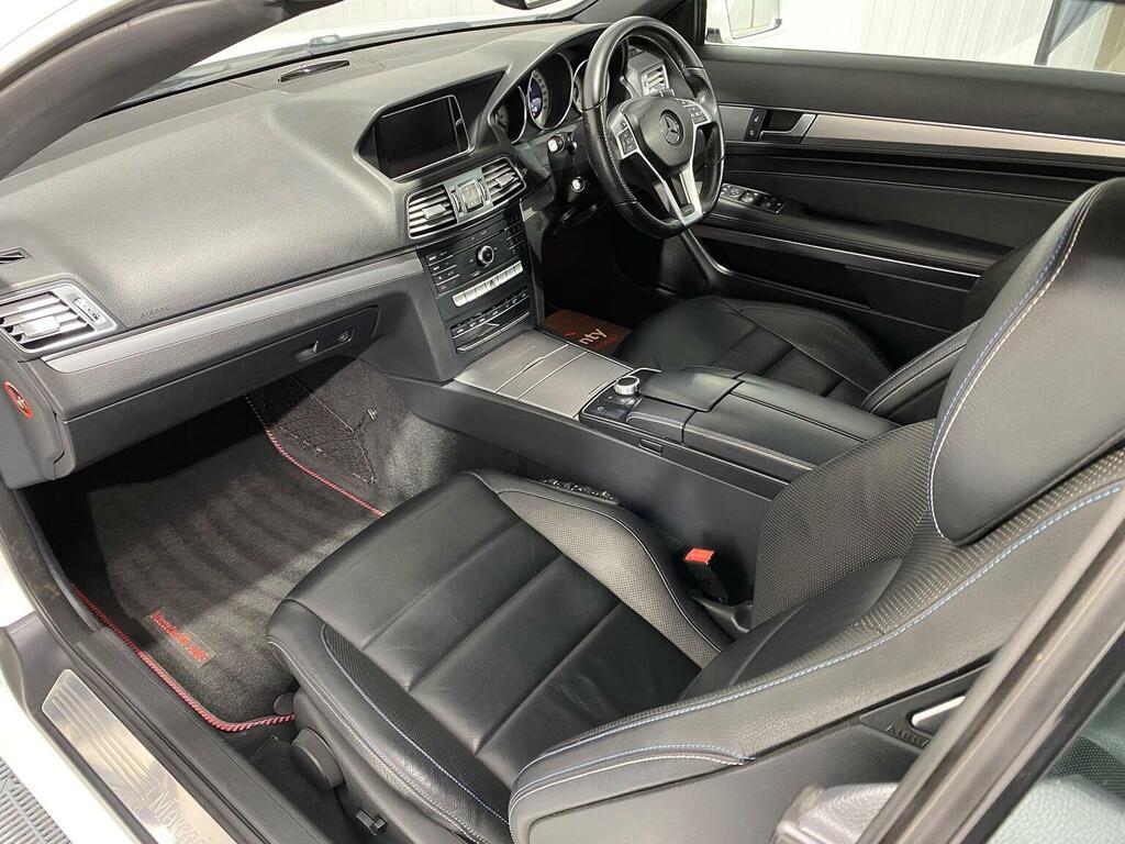 Mercedes-Benz E Class 3.0 E350d V6 Amg Line Edition Cabriolet G-tronic White #3
