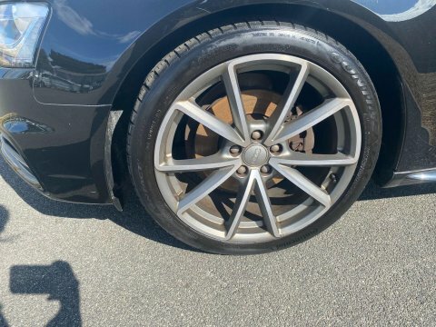 Audi A4 2.0 Tfsi S Black #4