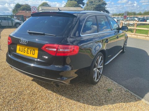 Audi A4 2.0 Tfsi S Black #6