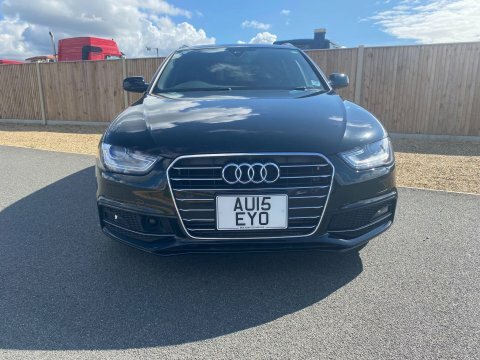 Audi A4 2.0 Tfsi S Black #3