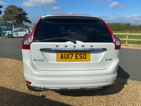 Volvo XC60 2.0 D4 Se White #6
