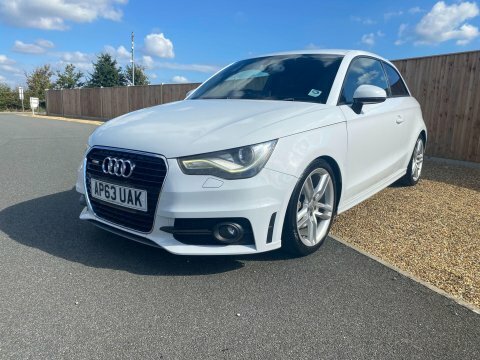 Audi A1 1.4 Tfsi S White #2