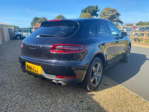 Porsche Macan 3.0 V6 S Black #6