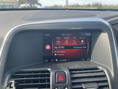 Volvo XC60 2.4L R-design Lux Nav Grey #14
