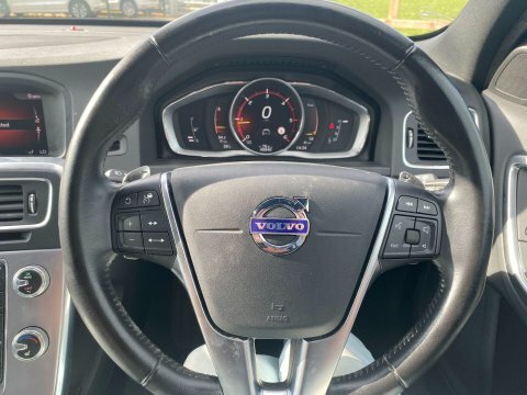 Volvo V60 D3 Business Edition Black #20