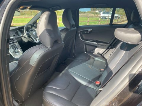 Volvo V60 D3 Business Edition Black #13