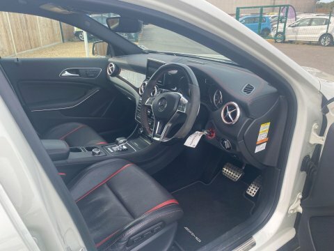 Mercedes-Benz GLA Class Gla 220 Cdi 4Matic Amg Line Premium #9