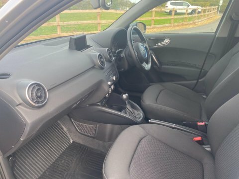 Audi A1 1.4 Tfsi Sport Euro 5 Ss White #12