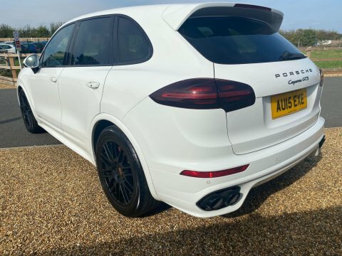 Porsche Cayenne 3.6T V6 Gts White #5