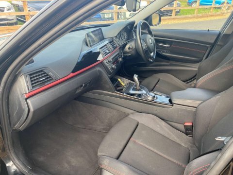 BMW 3 Series 320I Xdrive Luxury Black #12