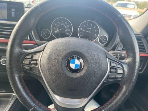 BMW 3 Series 320I Xdrive Luxury Black #20