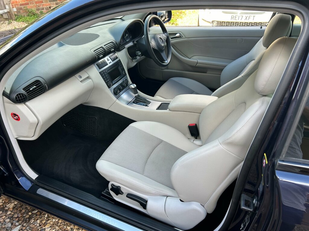 Mercedes-Benz CLC Class Sport Black #28