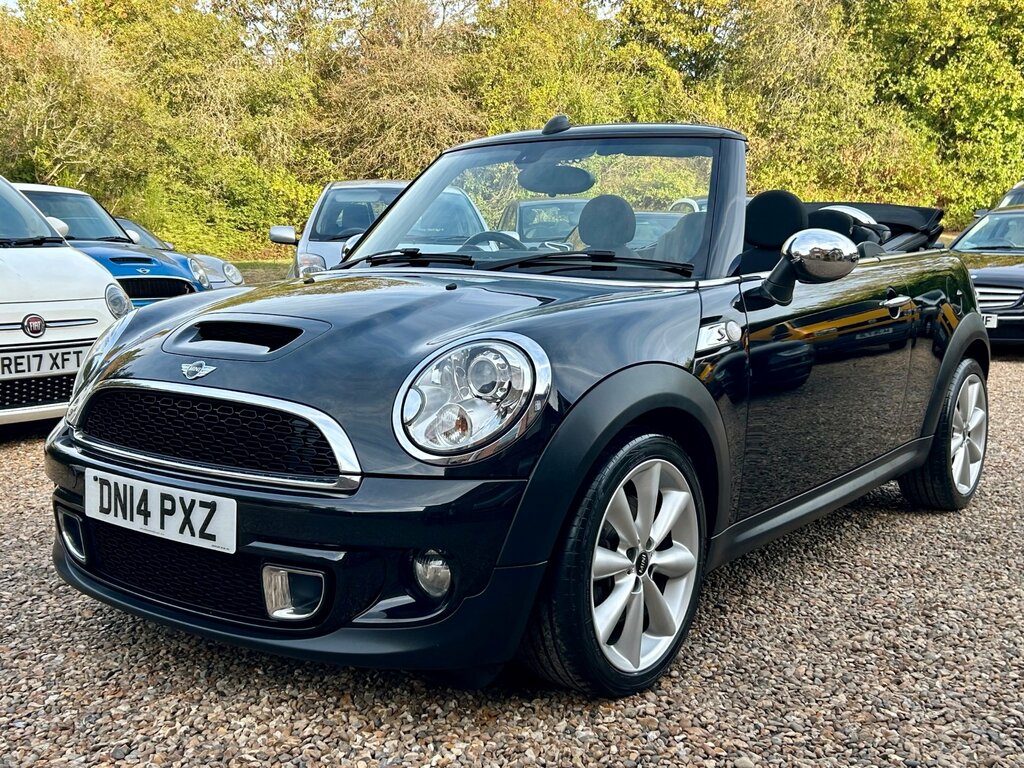 Mini Convertible 1.6 Cooper S Convertible Euro 5 Black