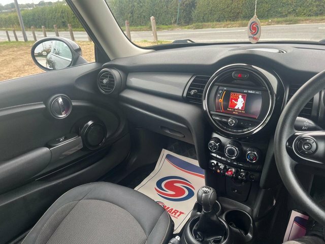 Mini Hatch 1.5 Cooper Classic Hatchback Eur Black #5