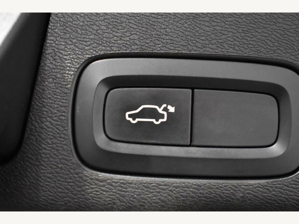 Volvo XC60 Xc60 Momentum D4 Blue #28