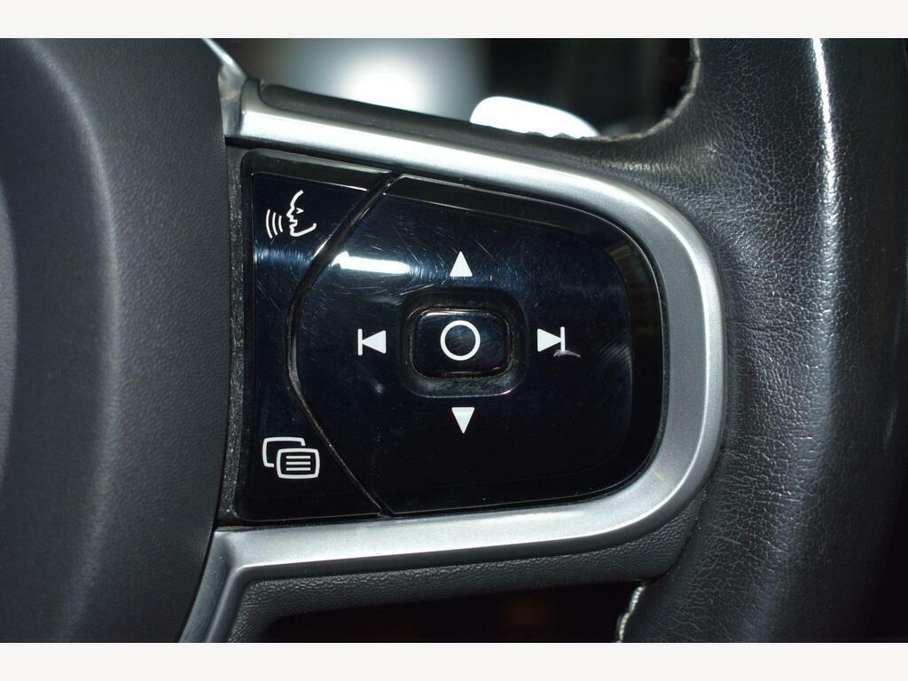 Volvo XC60 Xc60 Momentum D4 Blue #25