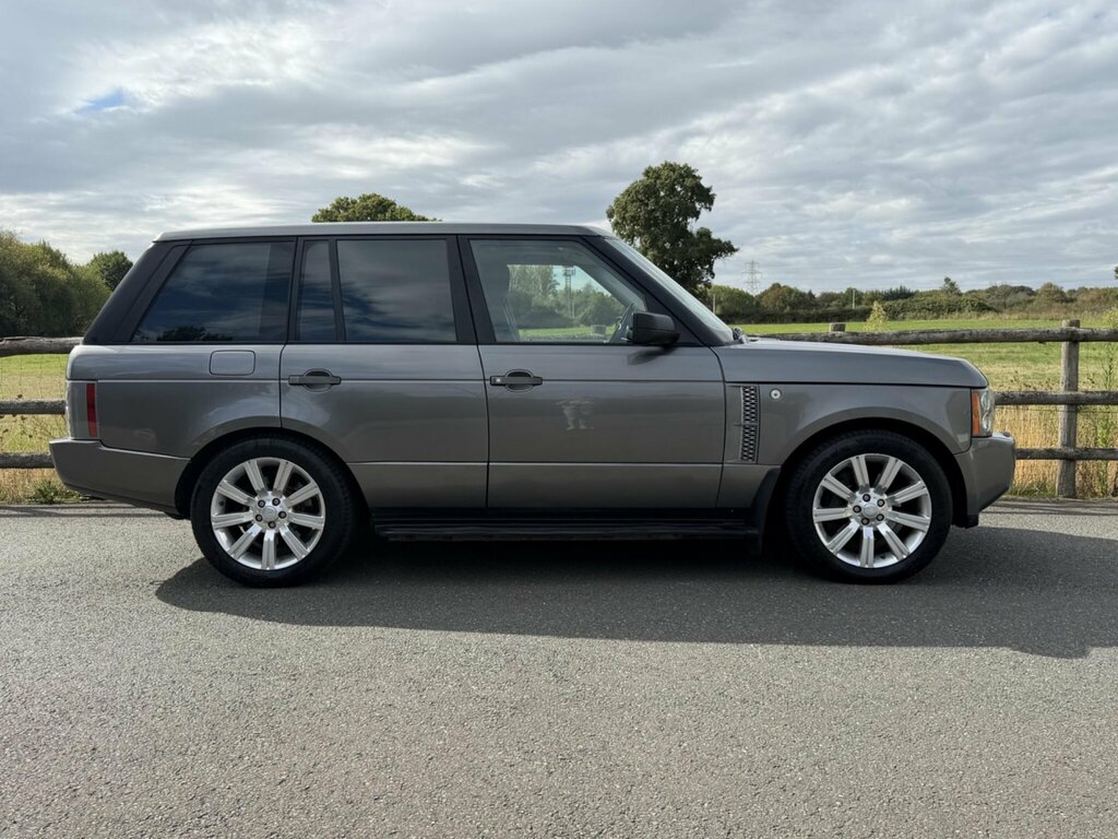 Land Rover Range Rover 3.6 Tdv8 Vogue Se Black #4