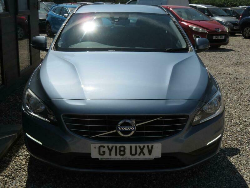 Volvo V60 2.0 D3 Se Nav Blue #5
