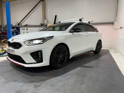 Kia Proceed 1.6 Proceed Gt White #2