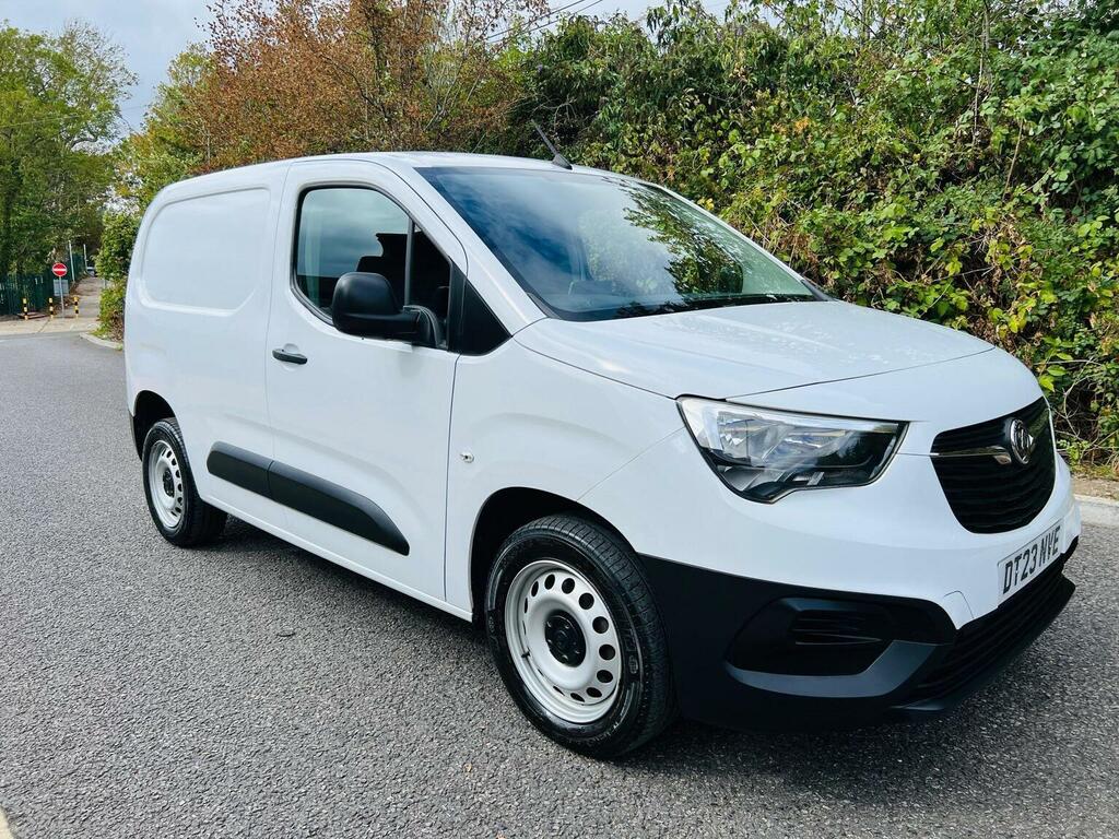 Vauxhall Combo 1.5 Turbo D 2300 Prime L1 H1 Euro 6 Ss White
