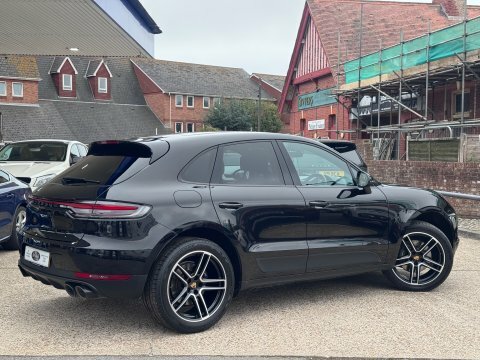 Porsche Macan Pdk Black #2