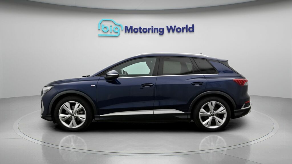 Audi Q4 E Tron S Line Blue #4