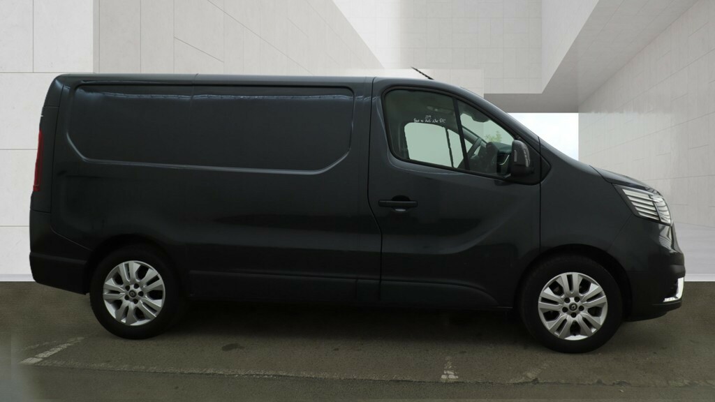 Renault Trafic Sl28 Dci 130 Sport Swb Low Roof Grey #2