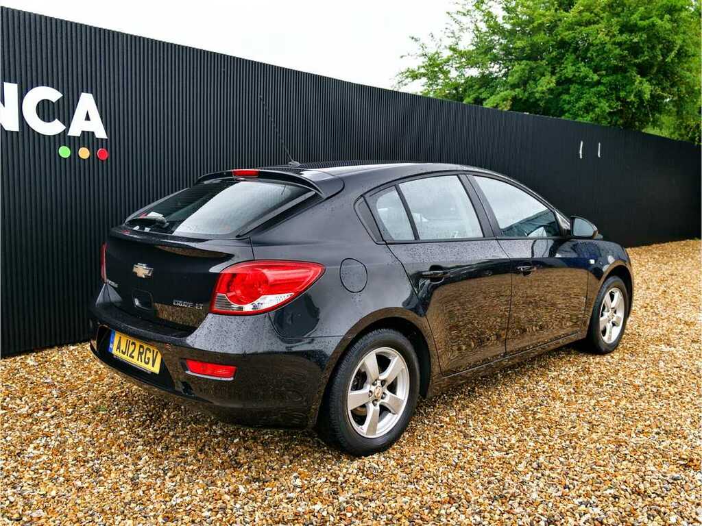 Chevrolet Cruze Lt Auto Black #5