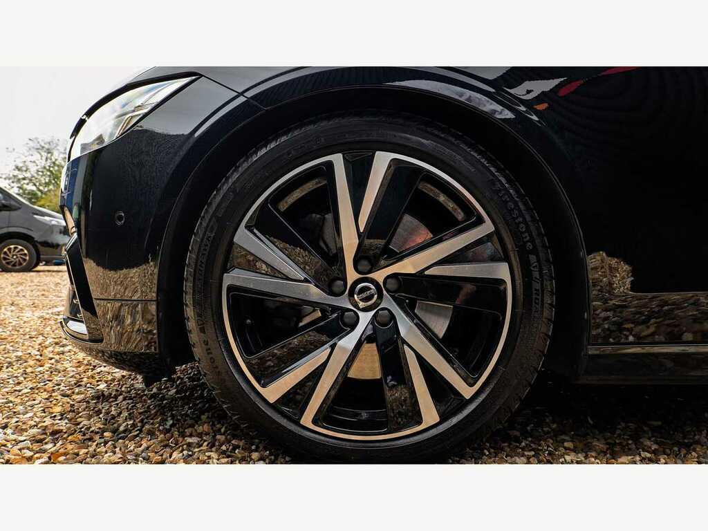 Volvo V90 2.0 B4p Momentum White #16