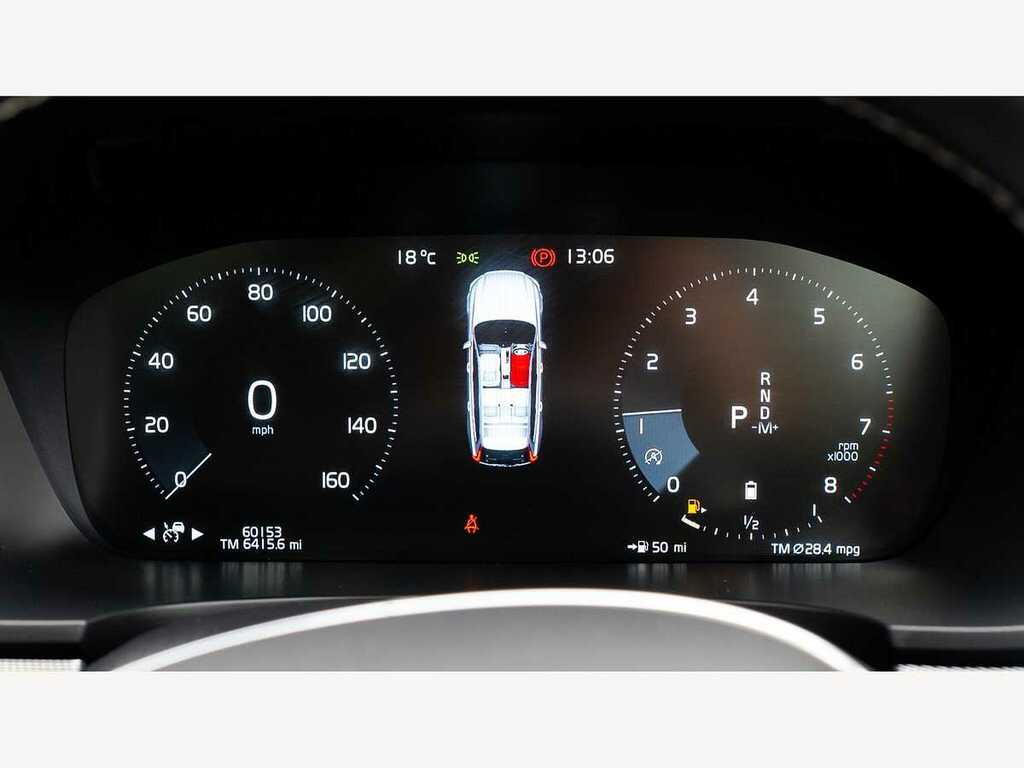 Volvo V90 2.0 B4p Momentum White #26