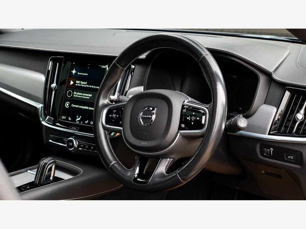 Volvo V90 2.0 B4p Momentum White #23