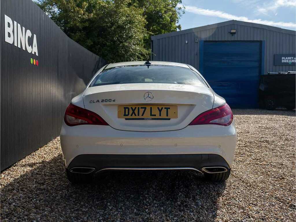 Mercedes-Benz CLA Class 200 Sport D White #6