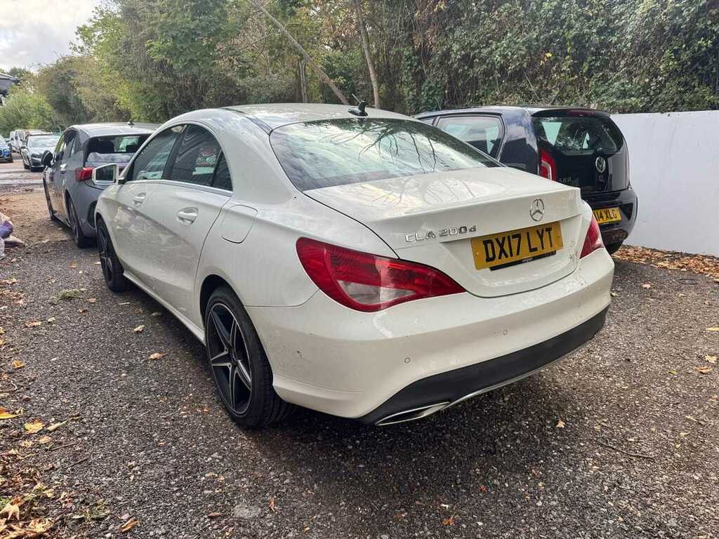 Mercedes-Benz CLA Class 200 Sport D White #4