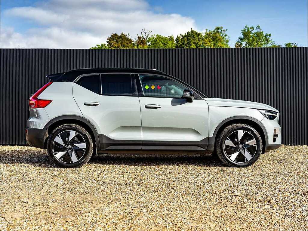 Volvo XC40 Core Recharge Twin Ev Awd Grey #4
