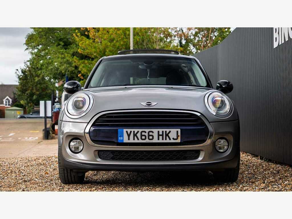 Mini Hatch Cooper Silver #2
