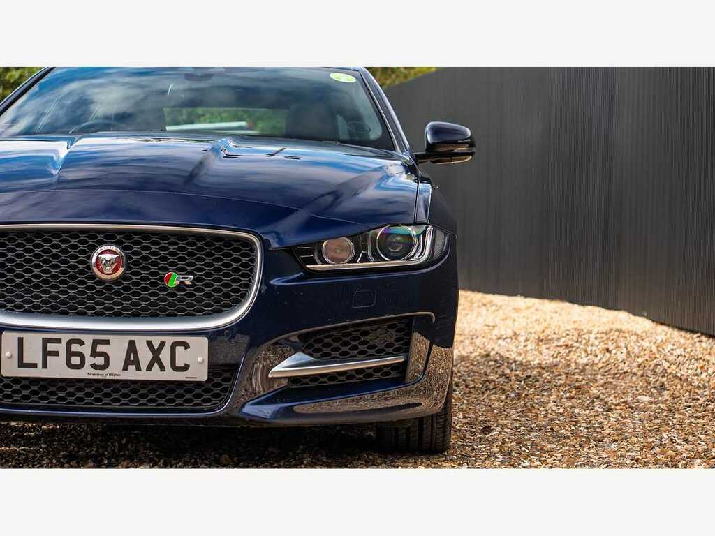 Jaguar XE R-sport I Blue #3