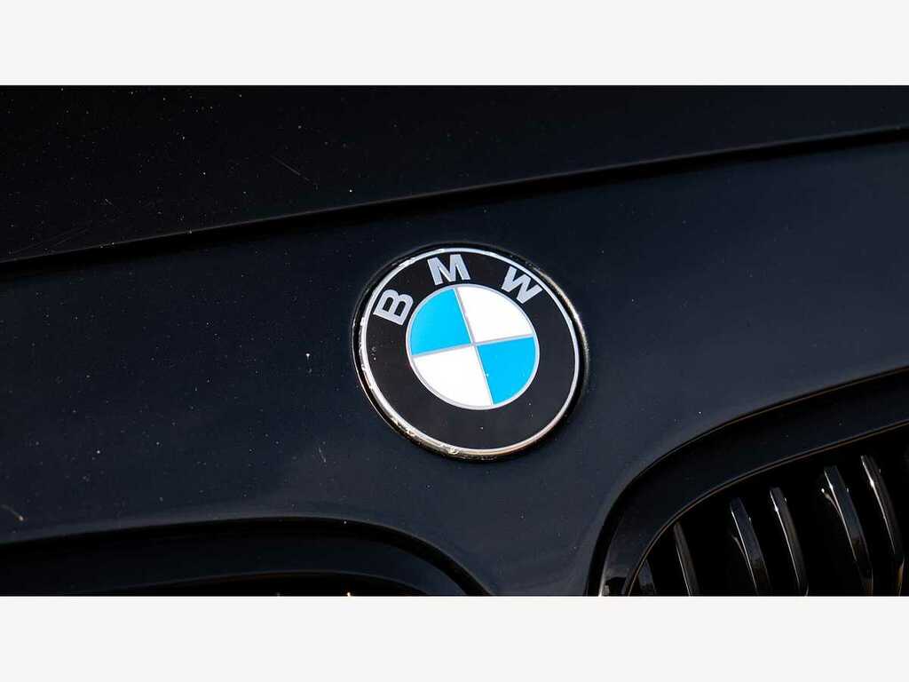 BMW M1 Shadow Edition Black #5