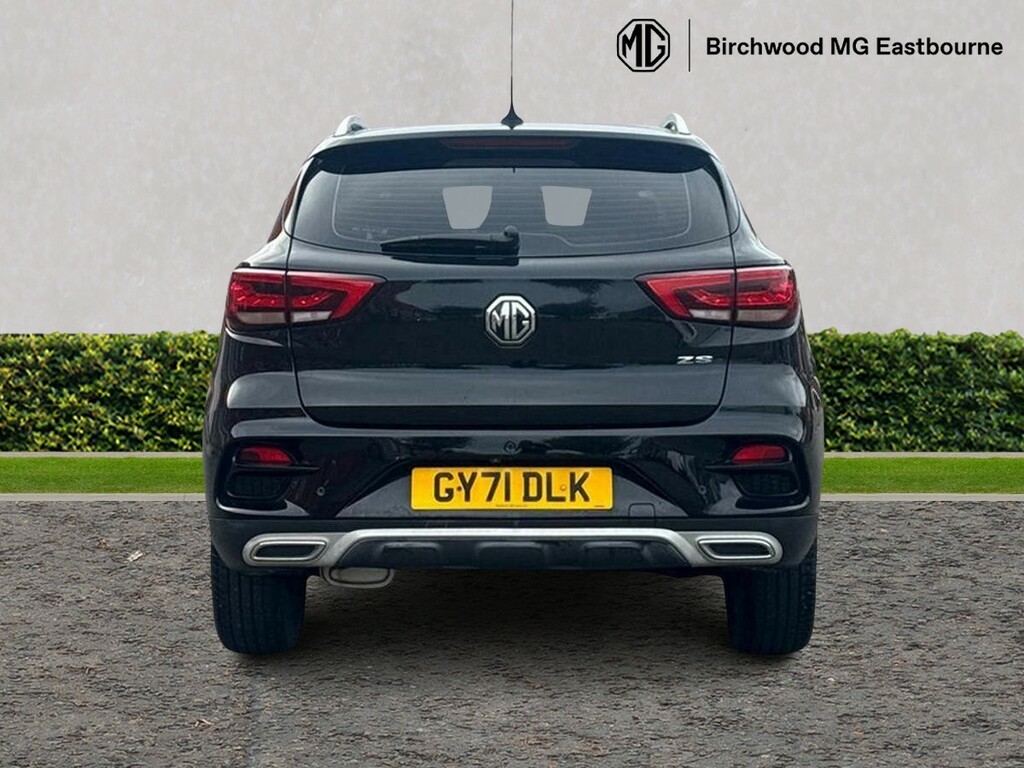 MG ZS 1.5 Vti-tech Exclusive Black #4