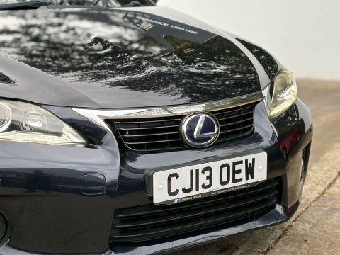 Lexus CT Luxury Cvt Black #6