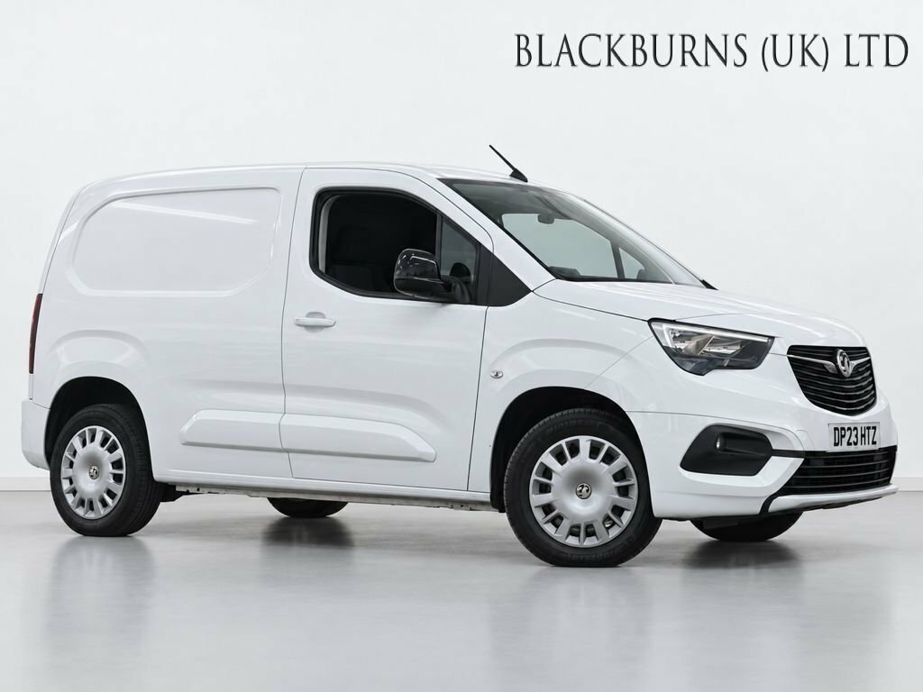Vauxhall Combo 1.5L Pro White
