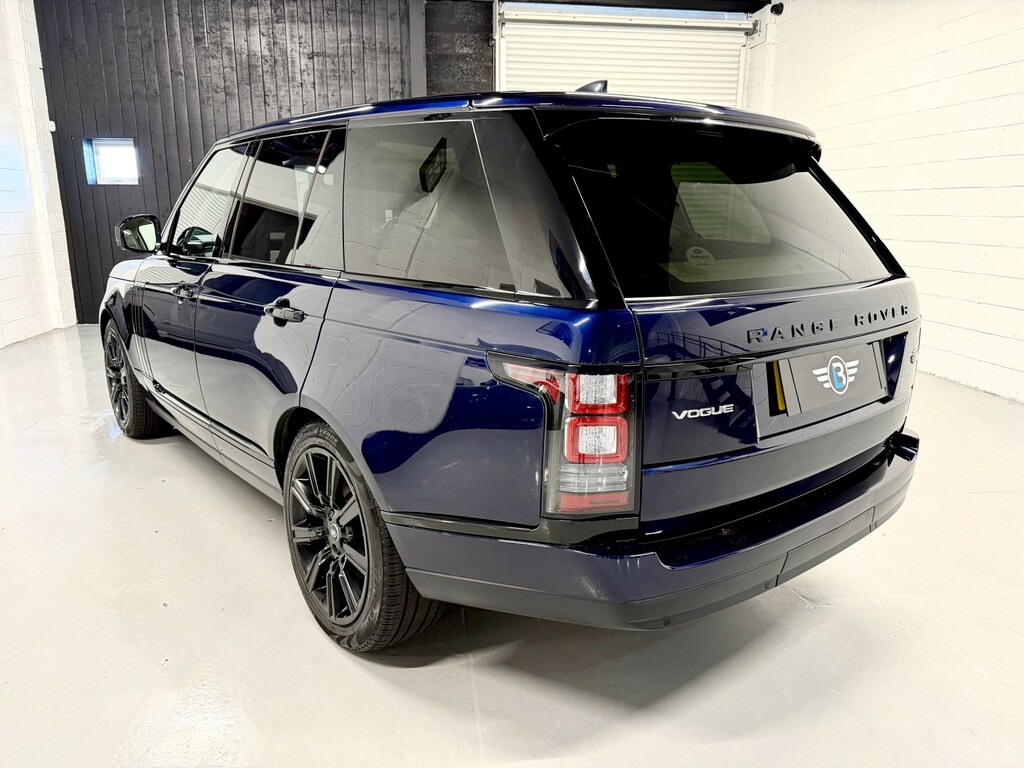 Land Rover Range Rover 4.4 Sdv8 Red #25