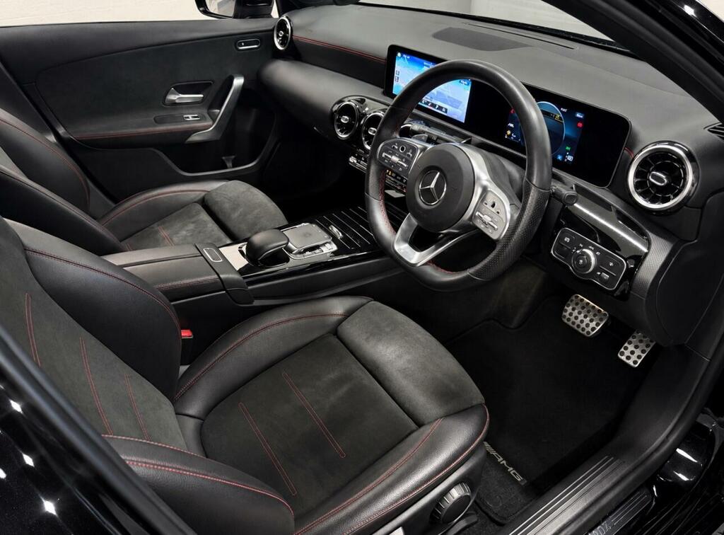 Mercedes-Benz A Class 1.5 A180d Amg Line Executive 7G-dct Euro 6 Ss Black #6
