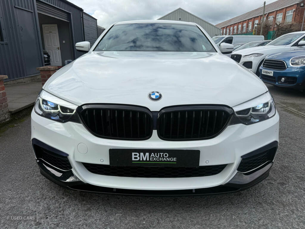 BMW 5 Series 530D Xdrive M Sport White #3