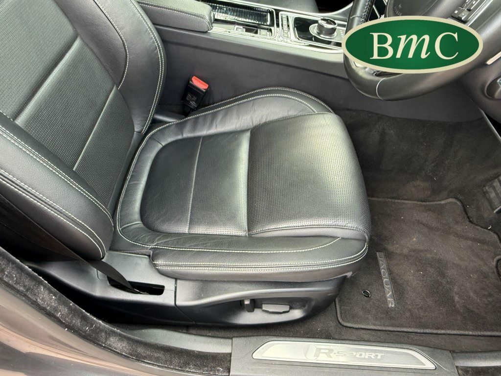 Jaguar XE 2.0I R-sport Saloon Blue #20