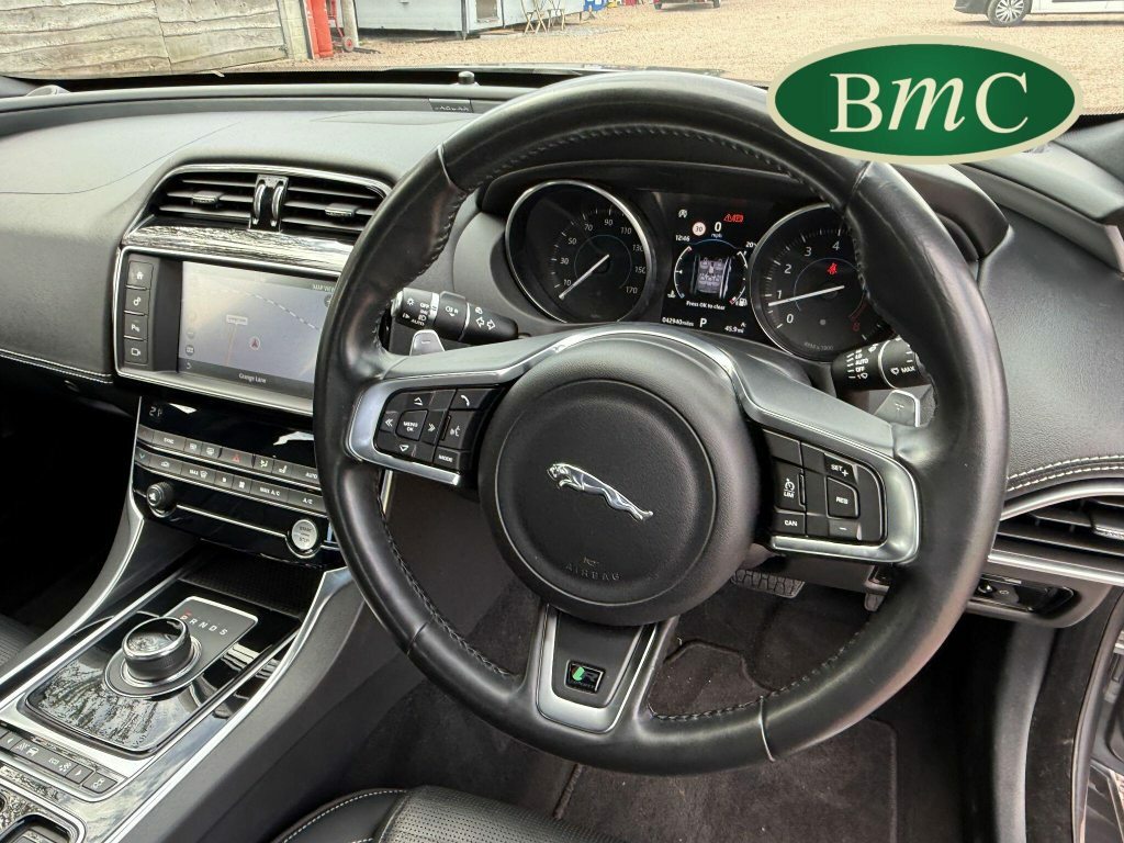 Jaguar XE 2.0I R-sport Saloon Blue #13